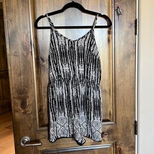 Mossimo Onesie - Juniors Size M